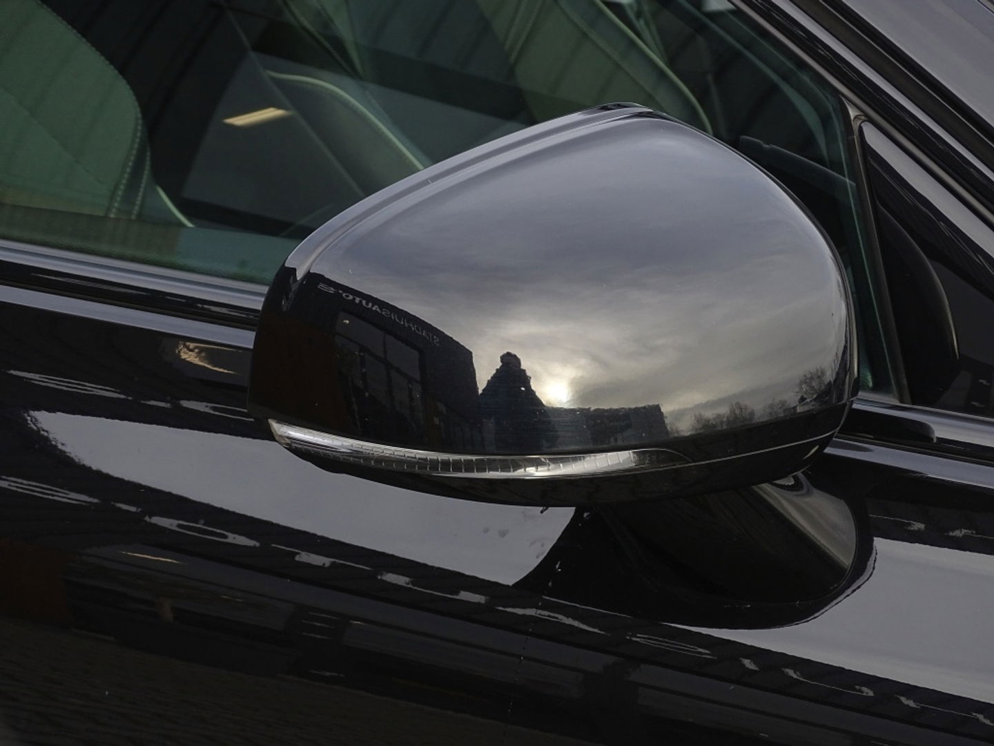 Volvo S60 T8 392PK AWD / R-design / ACC / Harman Kardon / LED