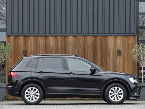 Volkswagen Tiguan 1.5 TSI 150PK DSG-automaat / panoramadak / ACC / LED / *NAP*