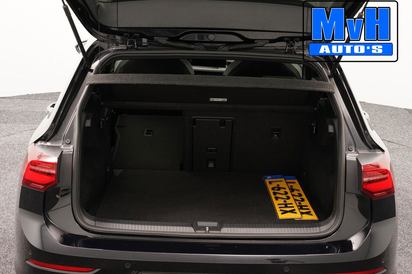 Volkswagen Golf 1.5 eTSI R-Line|SPORTSTOEL|LUXE|LED|