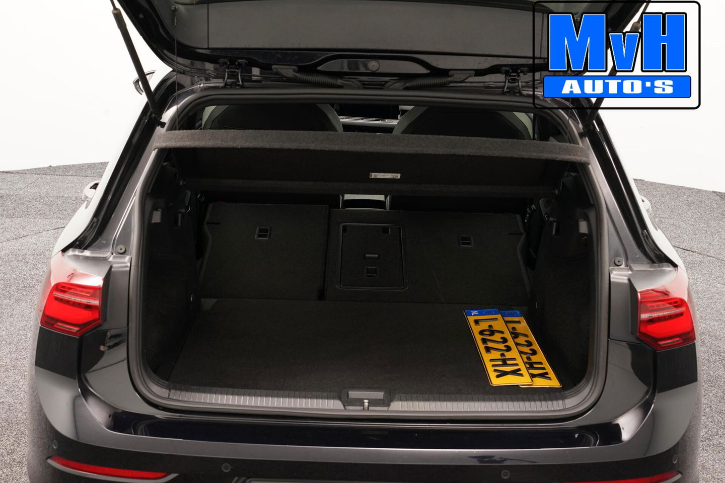 Volkswagen Golf 1.5 eTSI R-Line|SPORTSTOEL|LUXE|LED|