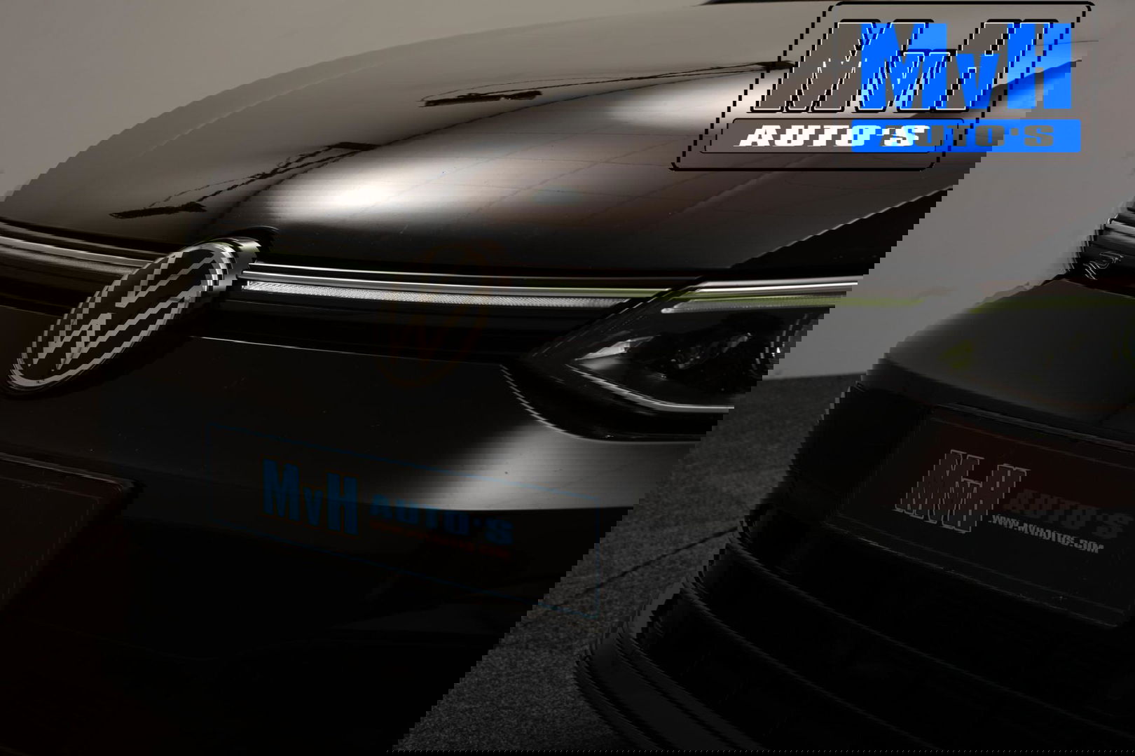 Volkswagen Golf 1.5 eTSI R-Line|SPORTSTOEL|LUXE|LED|