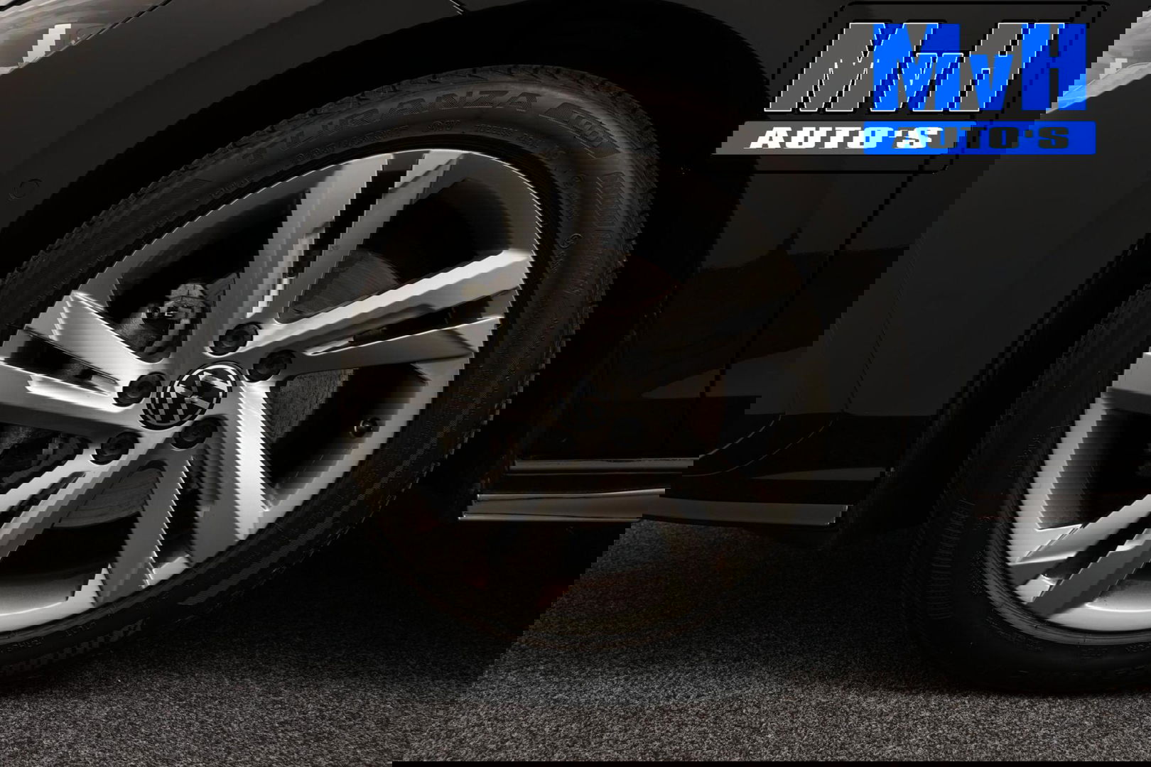 Volkswagen Golf 1.5 eTSI R-Line|SPORTSTOEL|LUXE|LED|