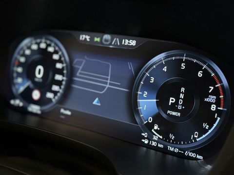 Volvo XC60 T8 392PK automaat AWD / R-Design / 360° *NAP*