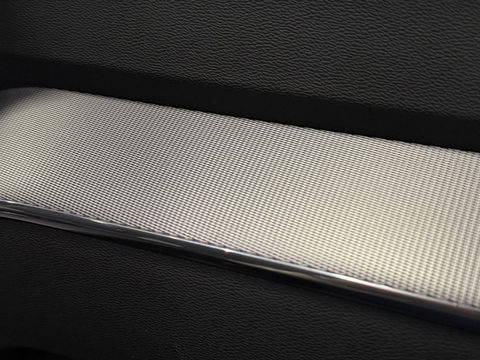 Volvo XC60 T8 392PK automaat AWD / R-Design / 360° *NAP*