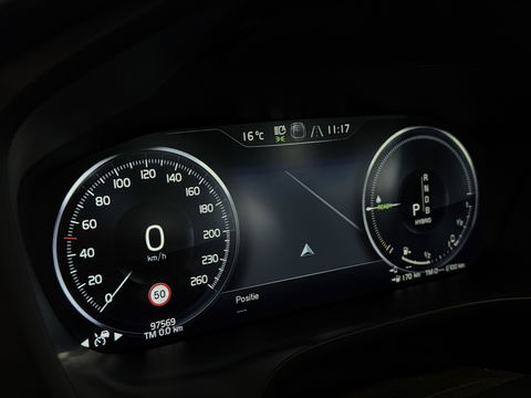 Volvo XC60 T8 408PK AWD / R-Design / LED