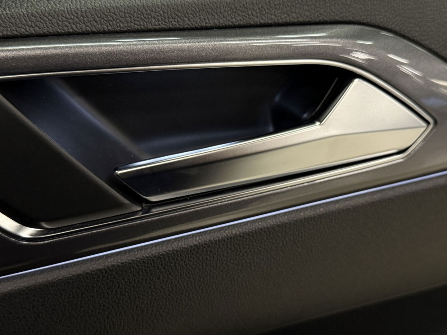 Volkswagen Polo 1.0 TSI 95PK DSG automaat / R-Line / RNS / IQ-Light