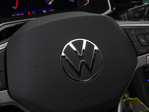 Volkswagen Polo 1.0 TSI 95PK DSG automaat / R-Line / RNS / IQ-Light