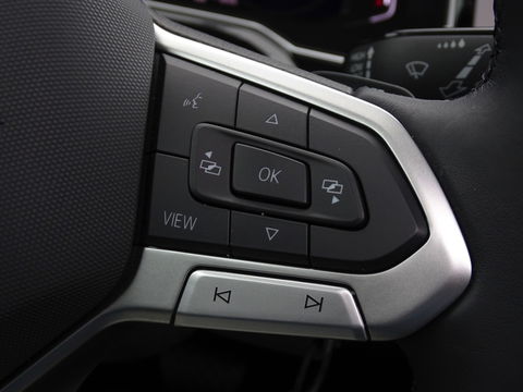 Volkswagen Polo 1.0 TSI 95PK DSG automaat / R-Line / RNS / IQ-Light