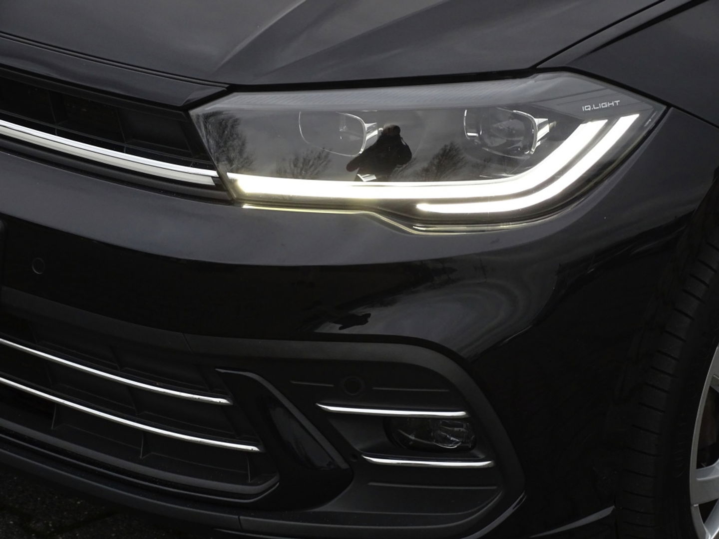 Volkswagen Polo 1.0 TSI 95PK DSG automaat / R-Line / RNS / IQ-Light