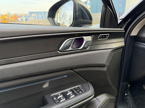 Lynk & Co 01 1.5 memory stoel l 360 l Pano