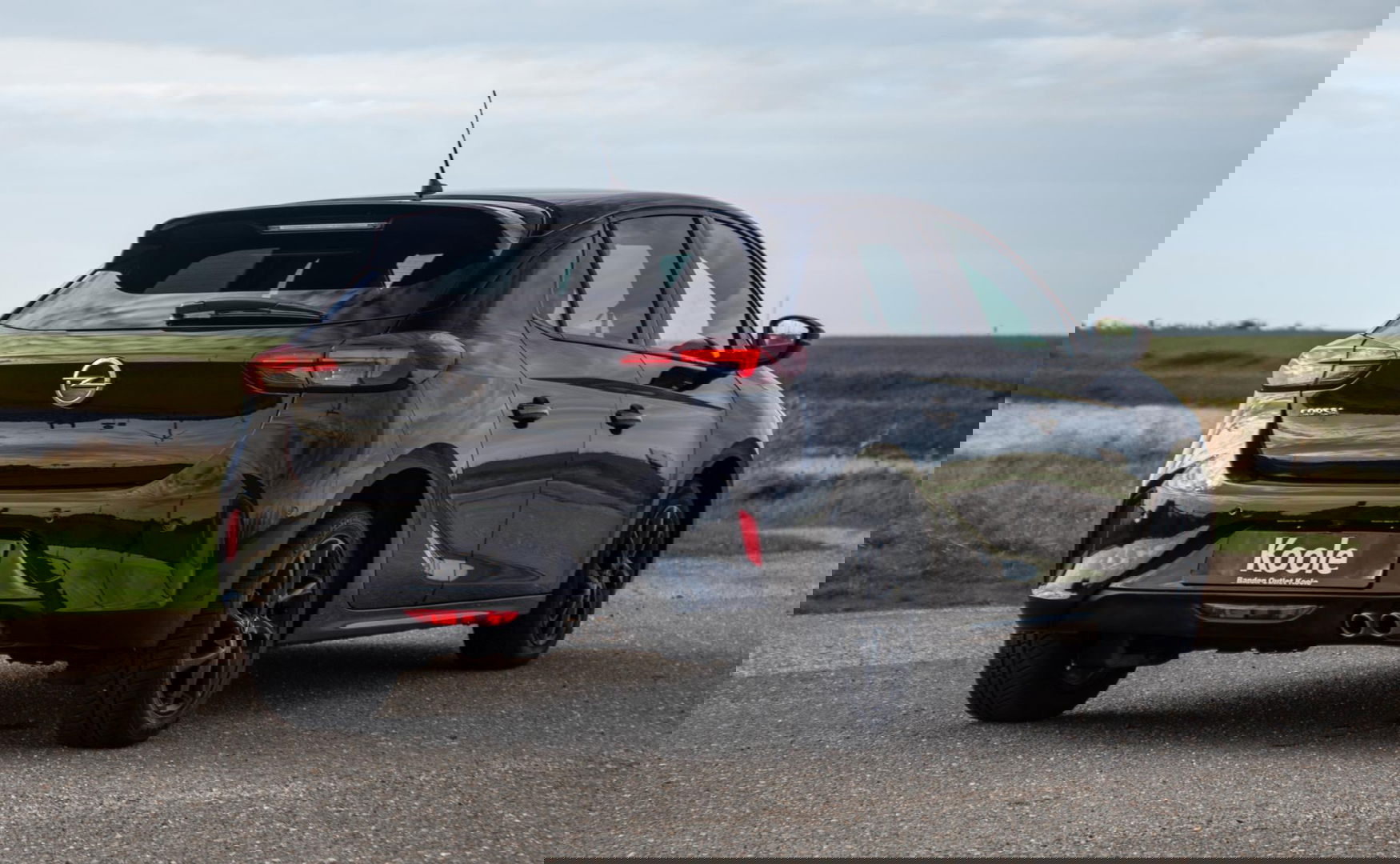 Opel Corsa 1.2 Turbo GS BLACK LINE / APPLE CARPLAY / AUTOMAAT / 360 CAMERA / STOELVERWARMING