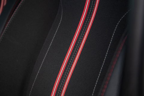 Opel Corsa 1.2 Turbo GS BLACK LINE / APPLE CARPLAY / AUTOMAAT / 360 CAMERA / STOELVERWARMING