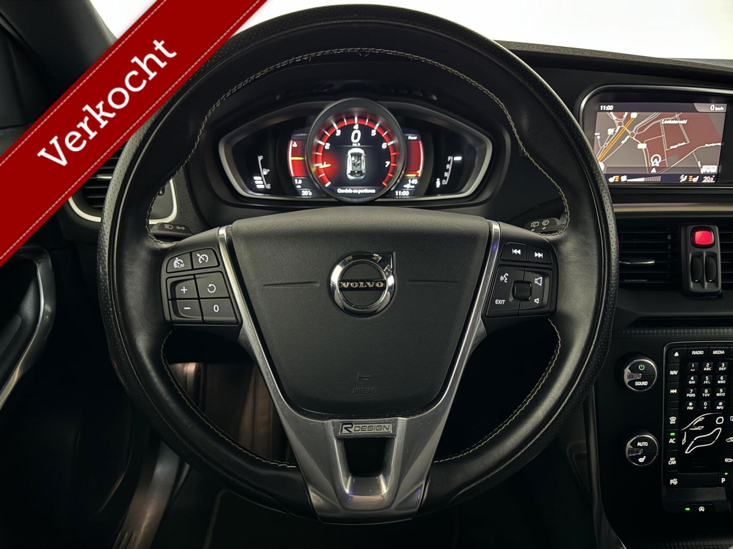 Volvo V40 2.0 T4 R-Design Pano Leer Camera Cruise Navi Trekh. NAP