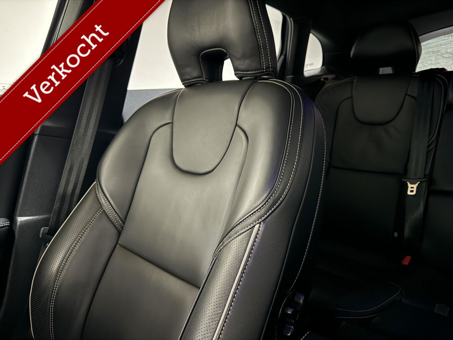 Volvo V40 2.0 T4 R-Design Pano Leer Camera Cruise Navi Trekh. NAP