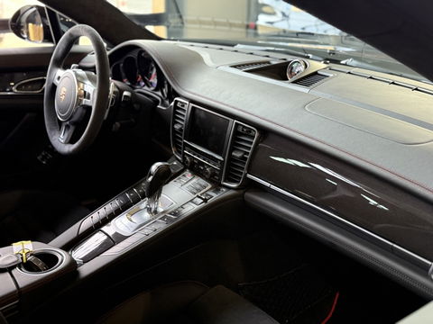 Porsche Panamera 4.8 GTS V8 441PK PDK / Sport Chrono / LED *NAP*