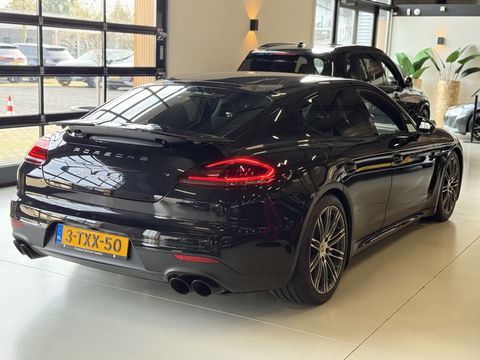 Porsche Panamera 4.8 GTS V8 441PK PDK / Sport Chrono / LED *NAP*