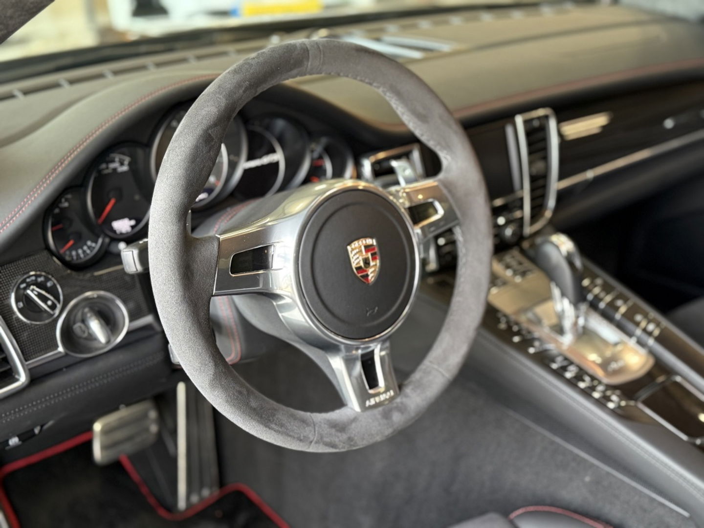 Porsche Panamera 4.8 GTS V8 441PK PDK / Sport Chrono / LED *NAP*