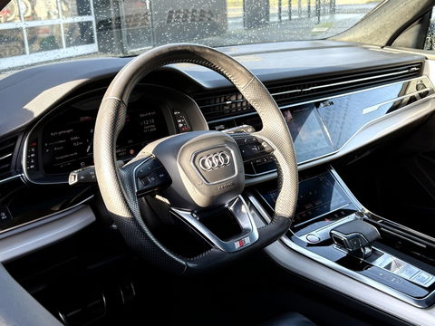 Audi Q8 4.0 TDI SQ8 quattro | 435PK | DIK UITGEVOERD | PANO | LEDER | MATRIX LED |