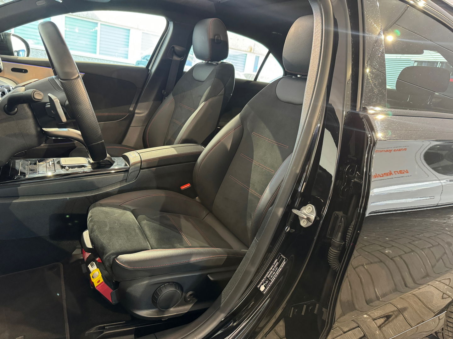 Mercedes-Benz A-Klasse 250 e AMG Pano|Sfeer|ACC|360c|HuD|BTW