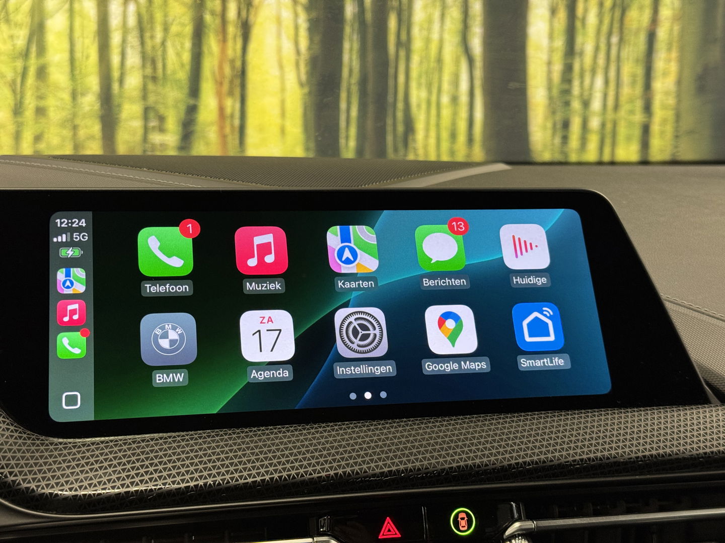 BMW 1-serie 118i Business Sport Line | Apple Carplay | Android Auto | Sfeerverlichting | Navigatie | DAB | Lane Assist | Cruise Control | Parkeersensoren | LED | Elektrische Spiegels