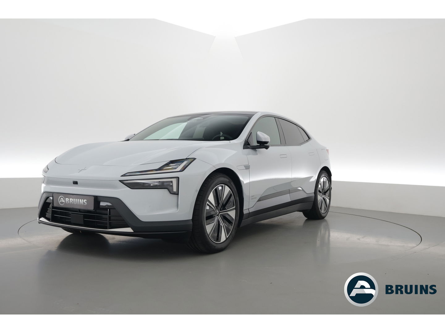 Polestar 4 Long Range Single motor Plus 100 kWh | Napp Leder + Pilot & Plus Pakket | Massage | H&K Audio |