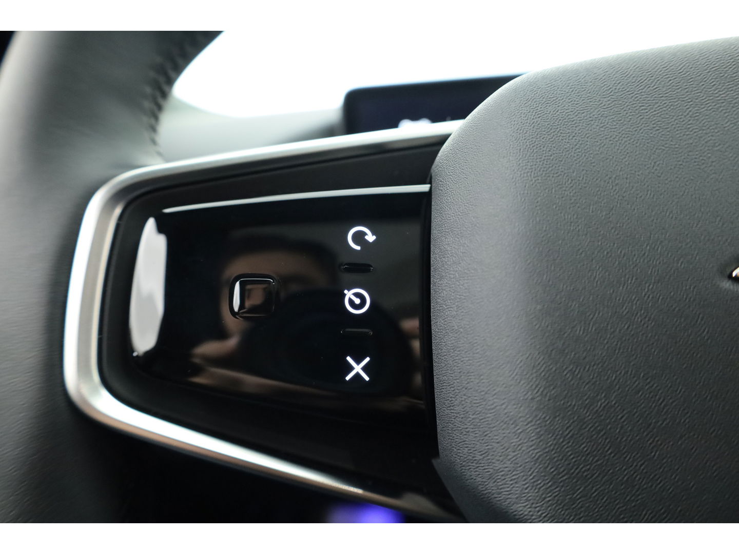 Polestar 4 Long Range Single motor Plus 100 kWh | Napp Leder + Pilot & Plus Pakket | Massage | H&K Audio |