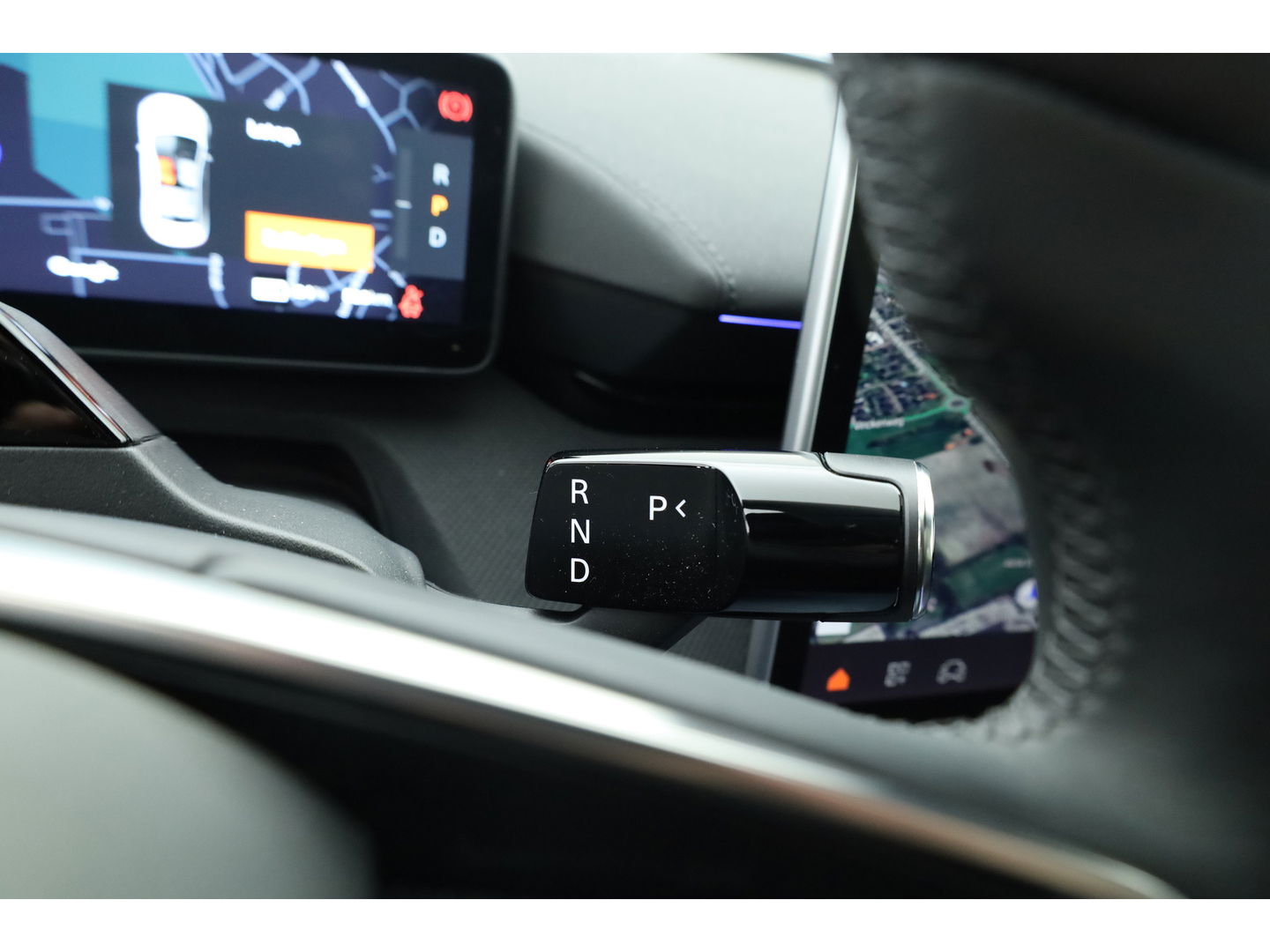 Polestar 4 Long Range Single motor Plus 100 kWh | Napp Leder + Pilot & Plus Pakket | Massage | H&K Audio |