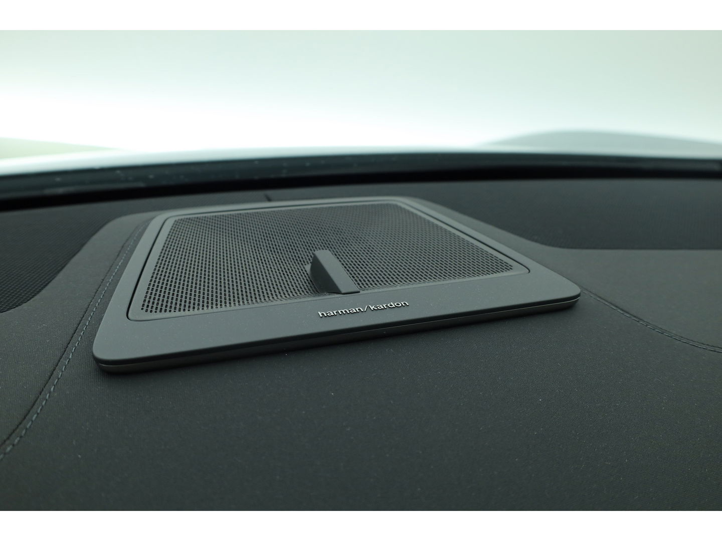 Polestar 4 Long Range Single motor Plus 100 kWh | Napp Leder + Pilot & Plus Pakket | Massage | H&K Audio |