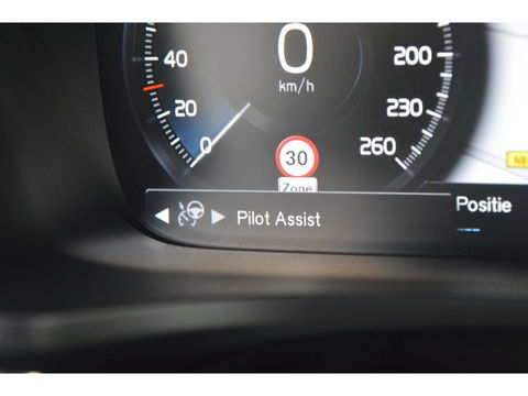Volvo V60 B3 Business Pro | Pilot-Assist | Apple Carplay | Bluetooth | BLIS |