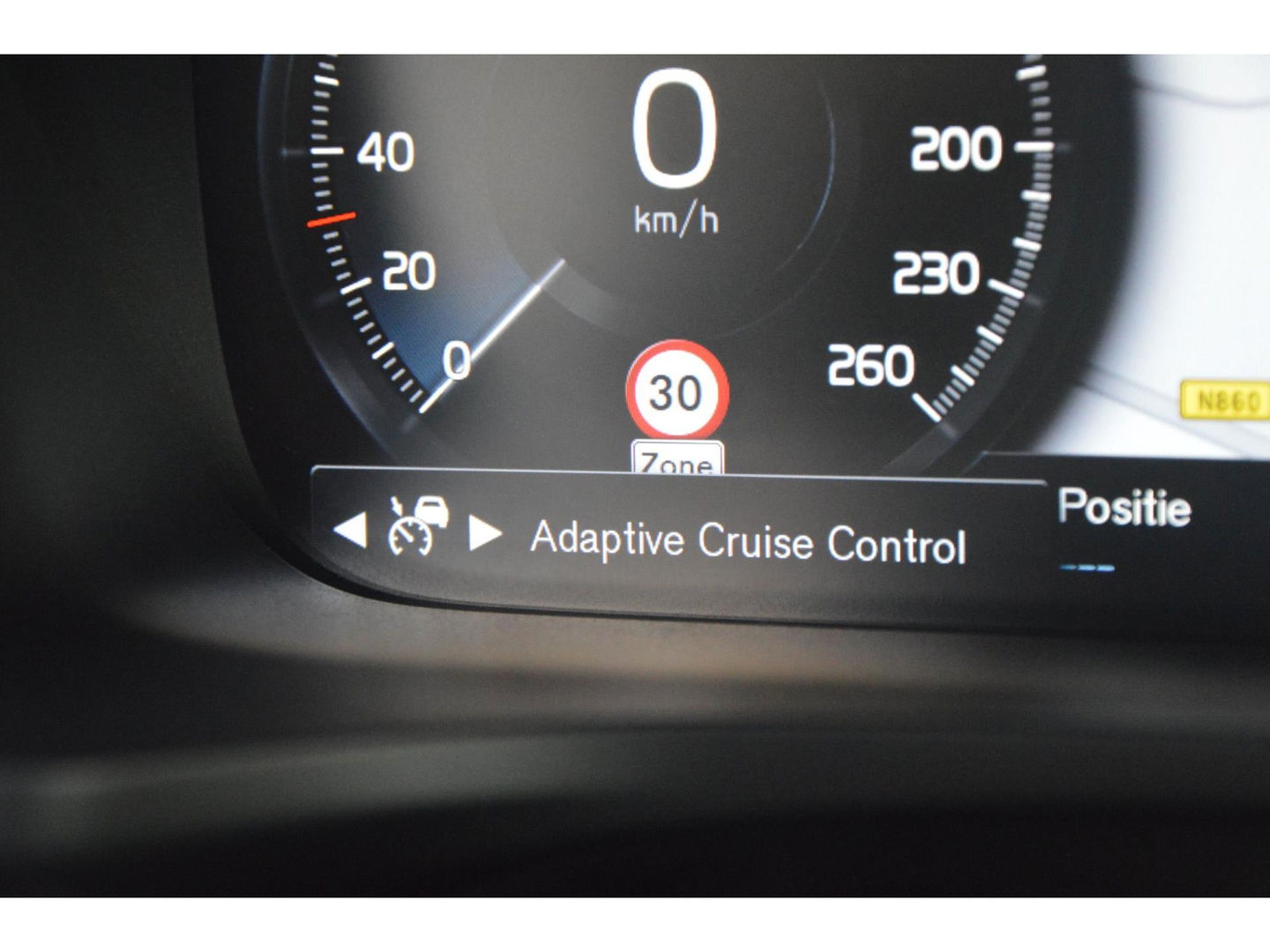 Volvo V60 B3 Business Pro | Pilot-Assist | Apple Carplay | Bluetooth | BLIS |