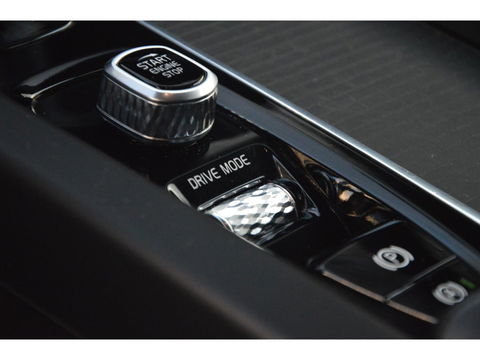 Volvo V60 B3 Business Pro | Pilot-Assist | Apple Carplay | Bluetooth | BLIS |