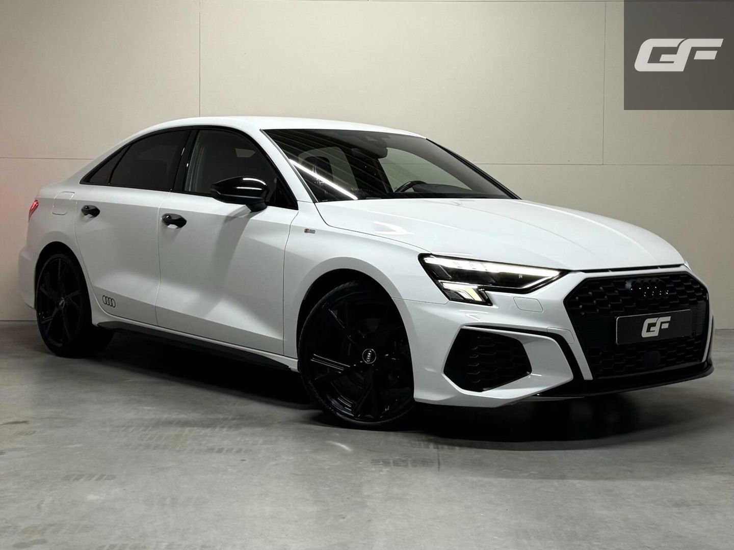 Audi A3 Limousine 35 TFSI S-Line Black Edition Sfeer Carplay NAP