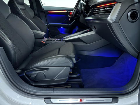 Audi A3 Limousine 35 TFSI S-Line Black Edition Sfeer Carplay NAP