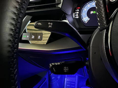 Audi A3 Limousine 35 TFSI S-Line Black Edition Sfeer Carplay NAP