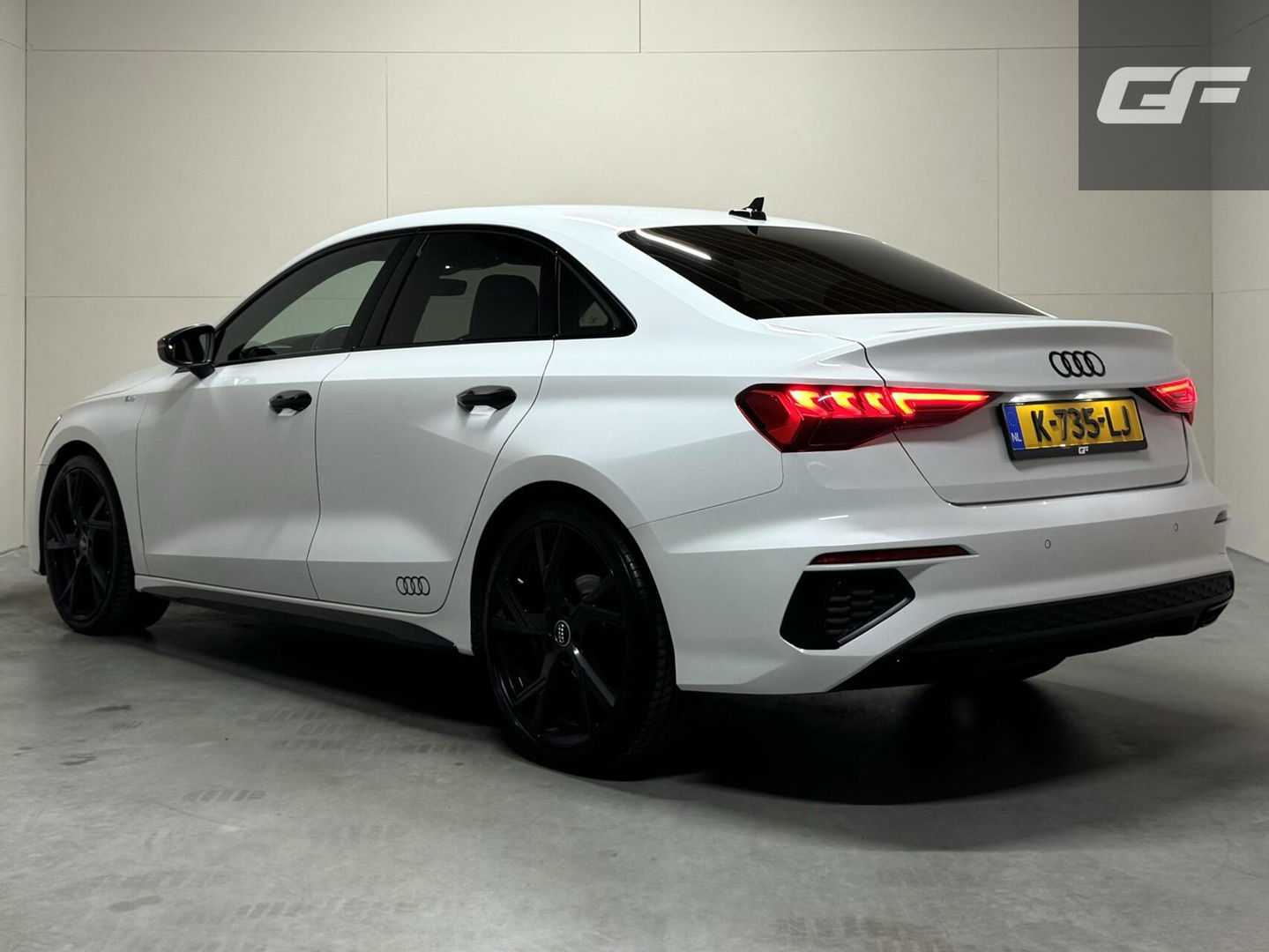 Audi A3 Limousine 35 TFSI S-Line Black Edition Sfeer Carplay NAP