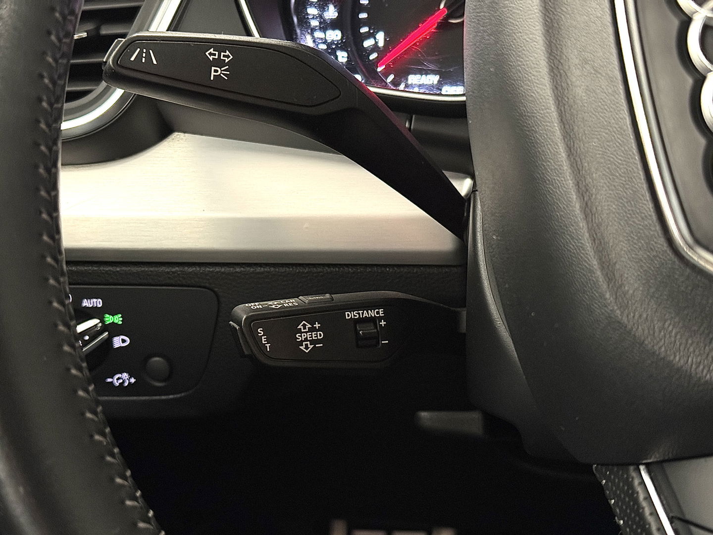 Audi Q5 3.0 TDI quattro Sport S Line Black Edition | 286 PK! | Panoramadak | Adaptieve Cruise Control | Lane Assist | Elektrische Trekhaak | Camera | DAB | Navigatie | 20" Lichtmetaal |