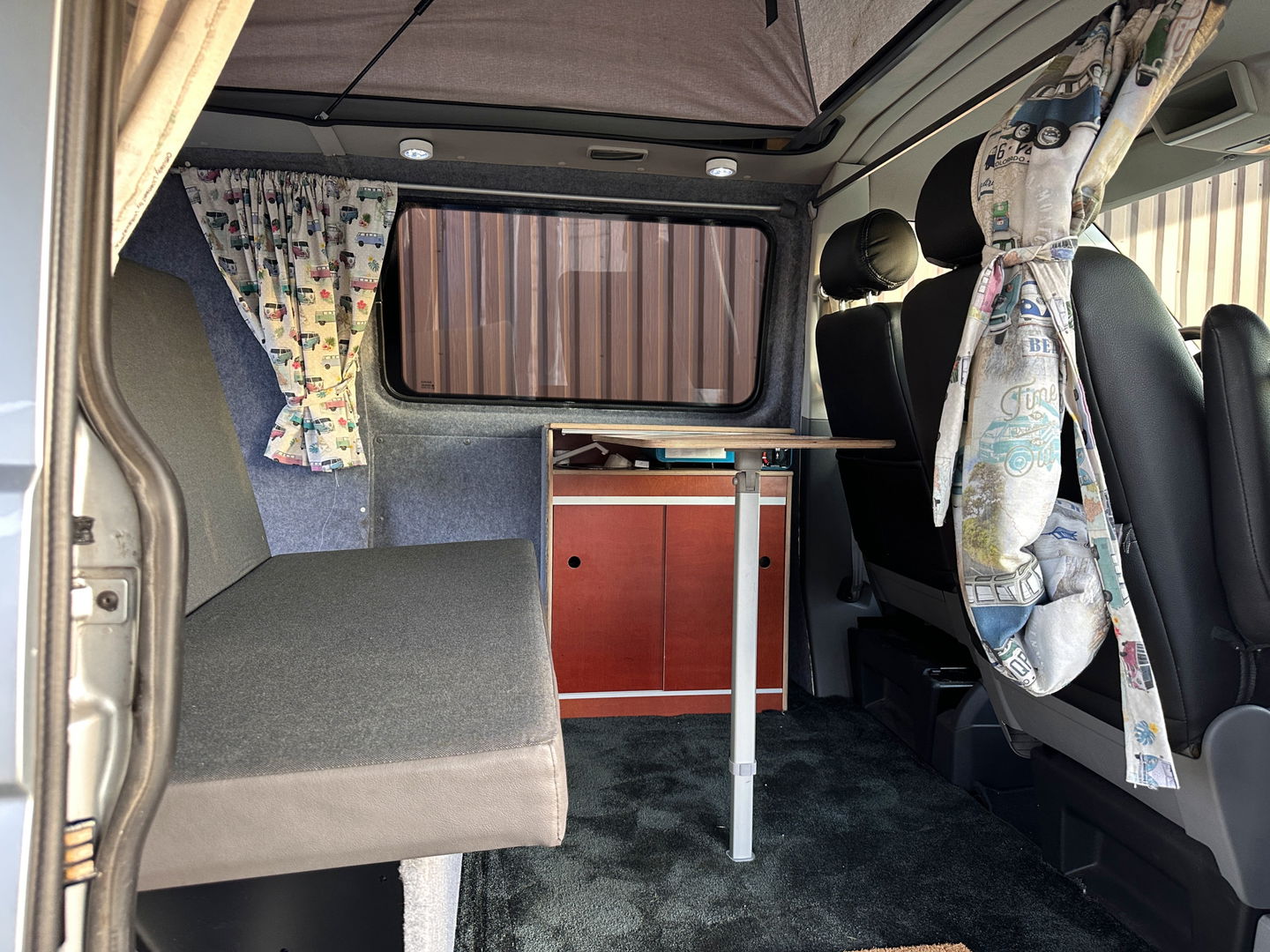 Volkswagen TRANSPORTER TDI 96 KW 1.0 DC | Unieke Camper! | Hefdak | Luifel | Bluetooth | Airconditioning | Trekhaak |