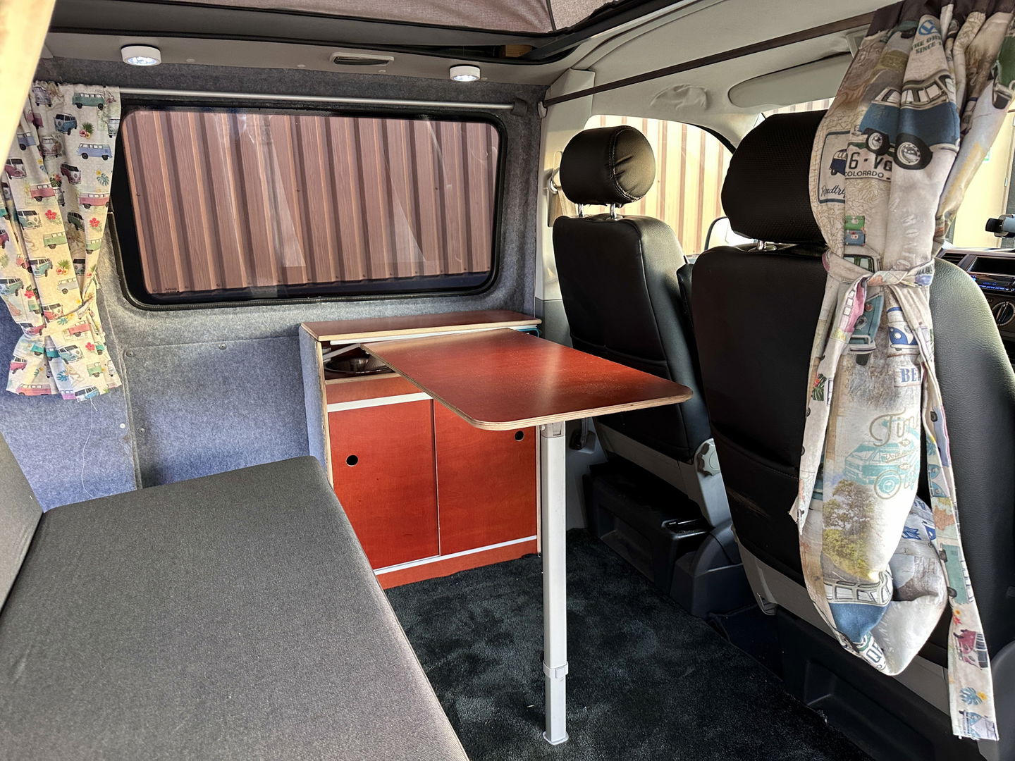 Volkswagen TRANSPORTER TDI 96 KW 1.0 DC | Unieke Camper! | Hefdak | Luifel | Bluetooth | Airconditioning | Trekhaak |