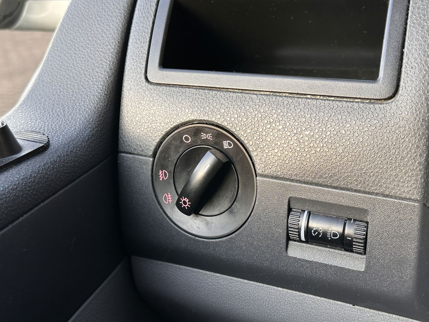 Volkswagen TRANSPORTER TDI 96 KW 1.0 DC | Unieke Camper! | Hefdak | Luifel | Bluetooth | Airconditioning | Trekhaak |