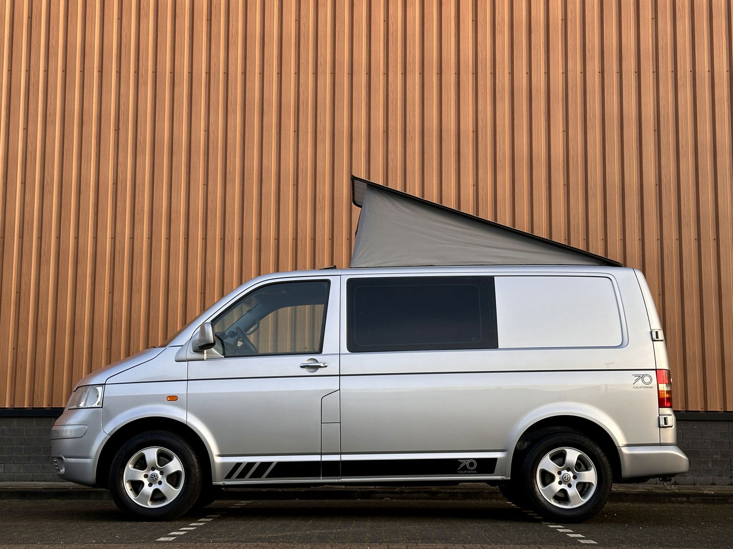 Volkswagen TRANSPORTER TDI 96 KW 1.0 DC | Unieke Camper! | Hefdak | Luifel | Bluetooth | Airconditioning | Trekhaak |