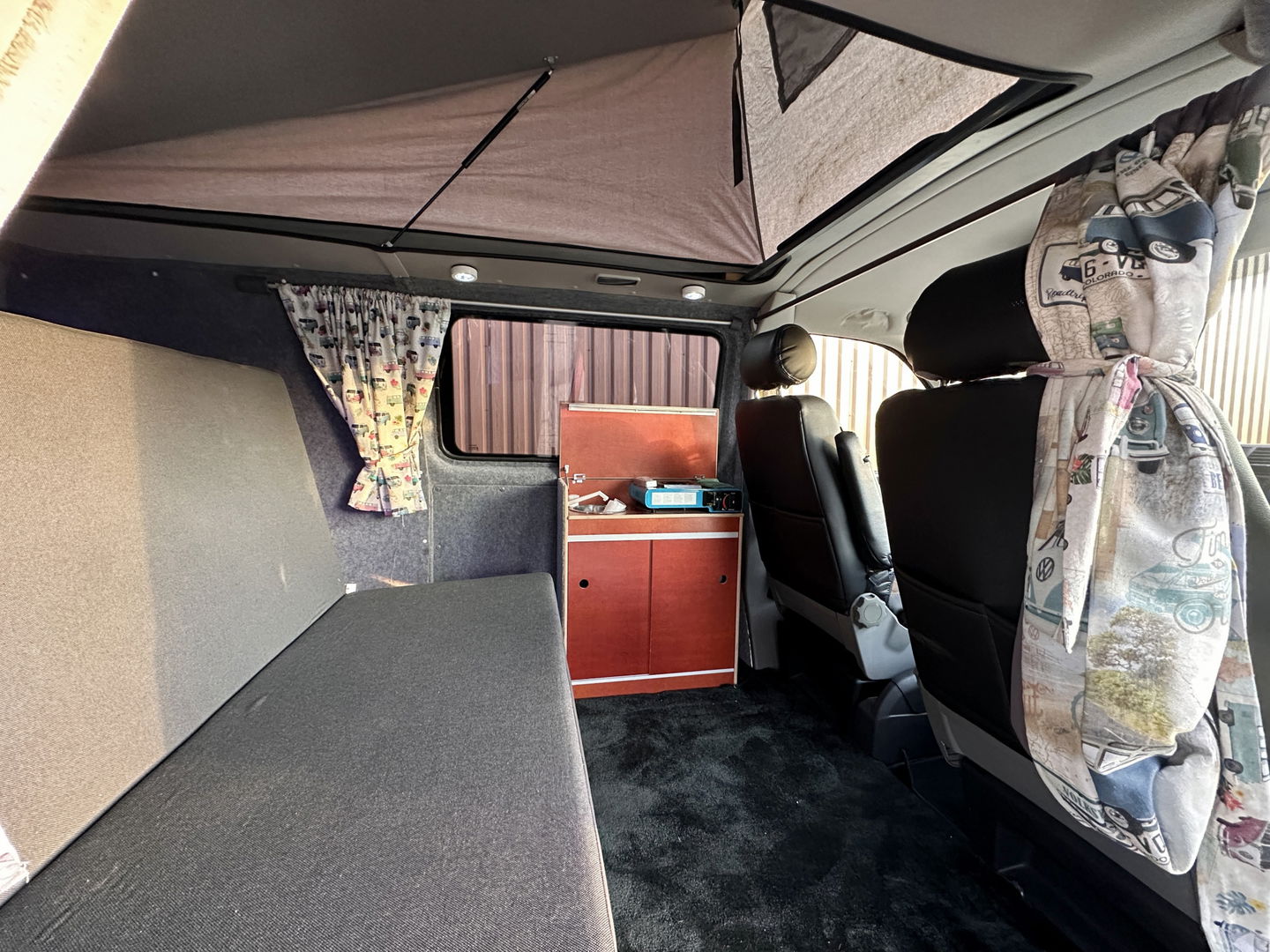 Volkswagen TRANSPORTER TDI 96 KW 1.0 DC | Unieke Camper! | Hefdak | Luifel | Bluetooth | Airconditioning | Trekhaak |