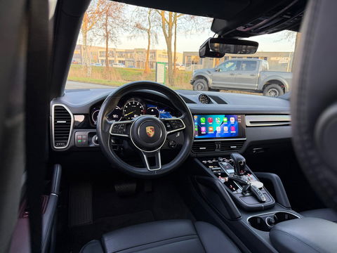 Porsche Cayenne Coupé 3.0 E-Hybrid Pano|NL-Auto|Keyless|4Wielbesturing|Approved|Bosé|462PK
