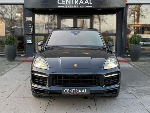 Porsche Cayenne Coupé 3.0 E-Hybrid Pano|NL-Auto|Keyless|4Wielbesturing|Approved|Bosé|462PK