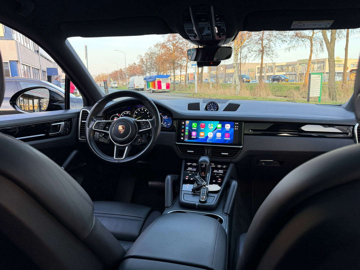 Porsche Cayenne Coupé 3.0 E-Hybrid Pano|NL-Auto|Keyless|4Wielbesturing|Approved|Bosé|462PK