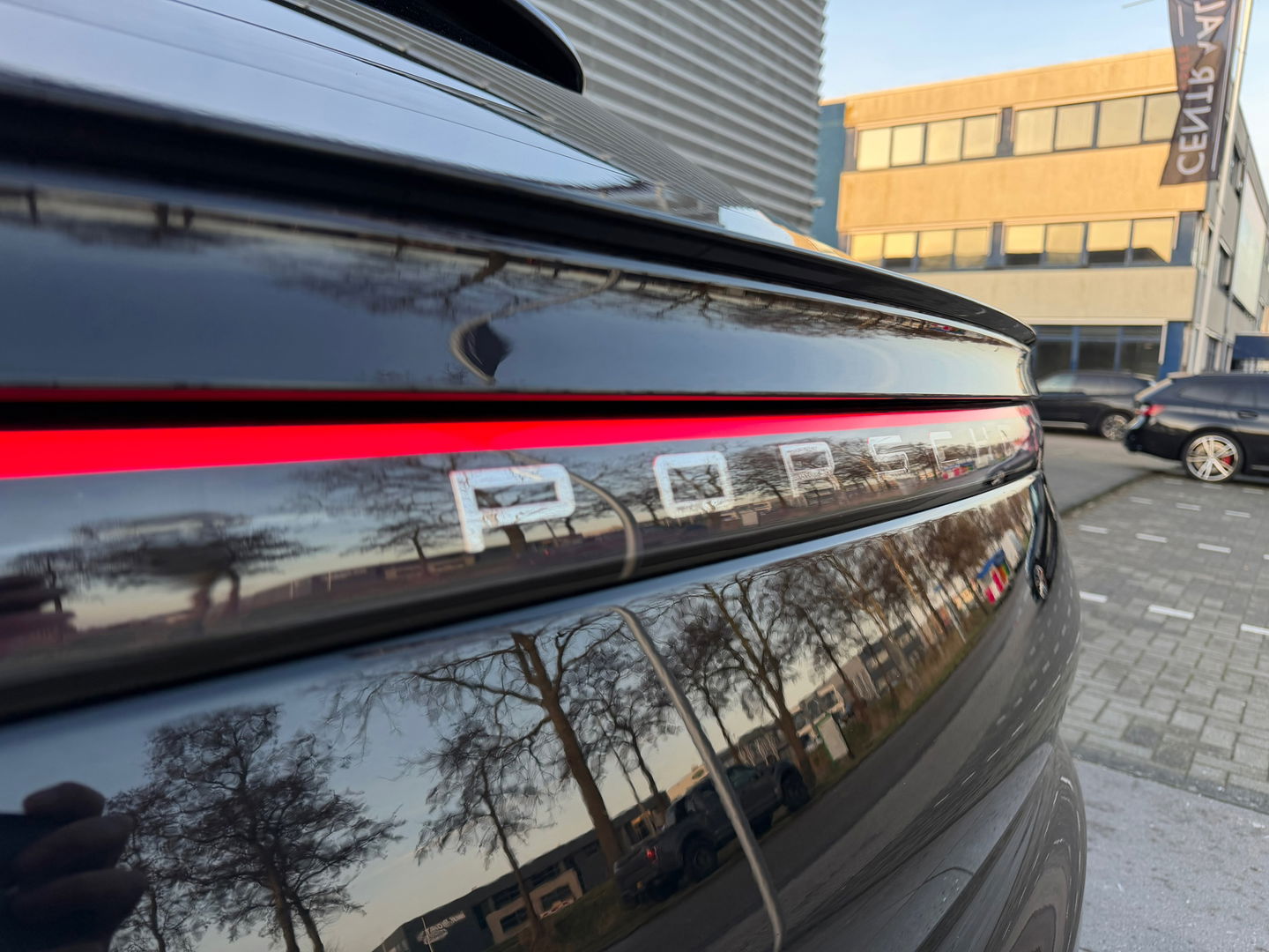 Porsche Cayenne Coupé 3.0 E-Hybrid Pano|NL-Auto|Keyless|4Wielbesturing|Approved|Bosé|462PK