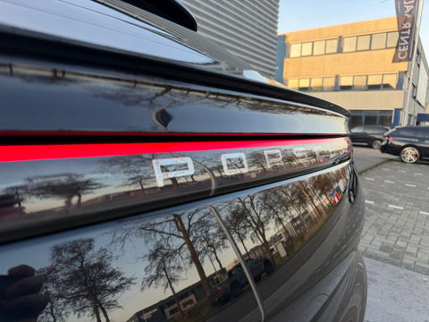 Porsche Cayenne Coupé 3.0 E-Hybrid Pano|NL-Auto|Keyless|4Wielbesturing|Approved|Bosé|462PK