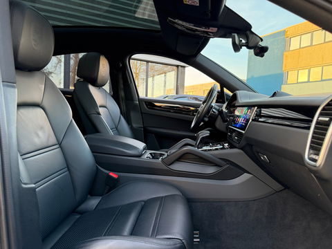 Porsche Cayenne Coupé 3.0 E-Hybrid Pano|NL-Auto|Keyless|4Wielbesturing|Approved|Bosé|462PK