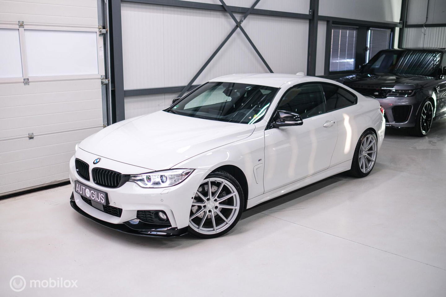 BMW 4 Serie Coupé 430i Centennial High Executive | Veel opties | Adaptive | Lane assist | Trekhaak | Leder | Stuurwiel verwarmd | Navipro |