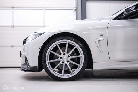 BMW 4 Serie Coupé 430i Centennial High Executive | Veel opties | Adaptive | Lane assist | Trekhaak | Leder | Stuurwiel verwarmd | Navipro |