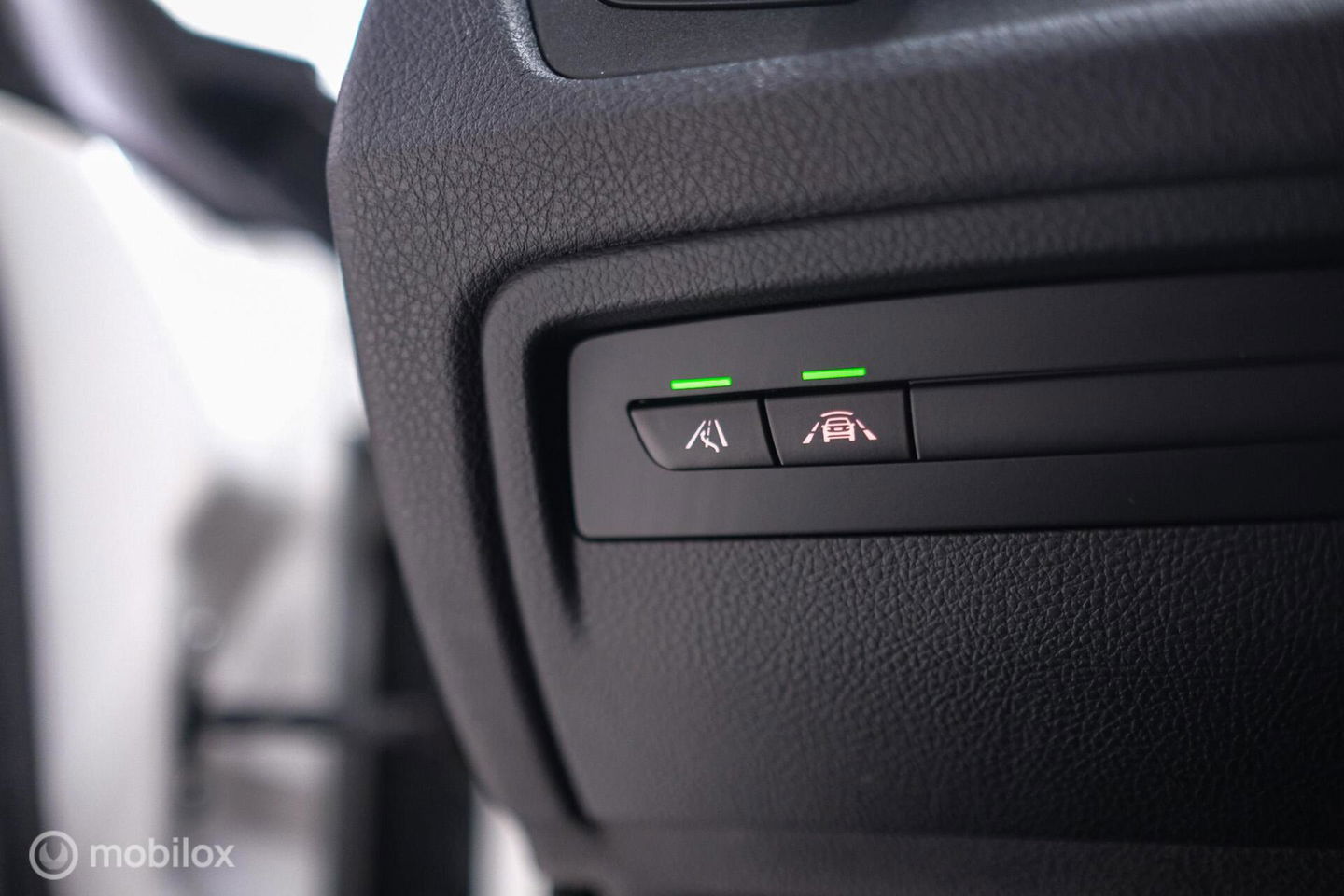 BMW 4 Serie Coupé 430i Centennial High Executive | Veel opties | Adaptive | Lane assist | Trekhaak | Leder | Stuurwiel verwarmd | Navipro |